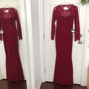 SOLD on mërcari.NWT red wine Lulus dress